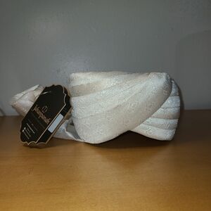 Indian turban (pagadhi)